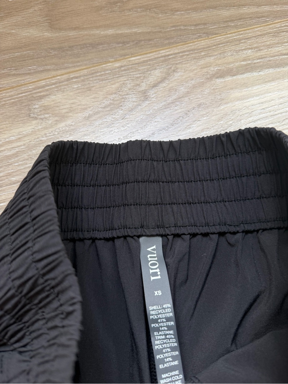 Vuori Women’s Villa Ankle Pant in Black Sz XS EUC - Picture 5 of 6